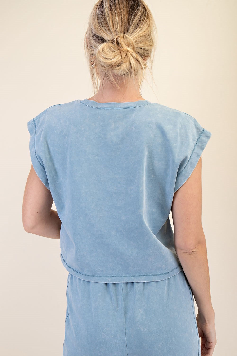 Round Neck Short Sleeve Top