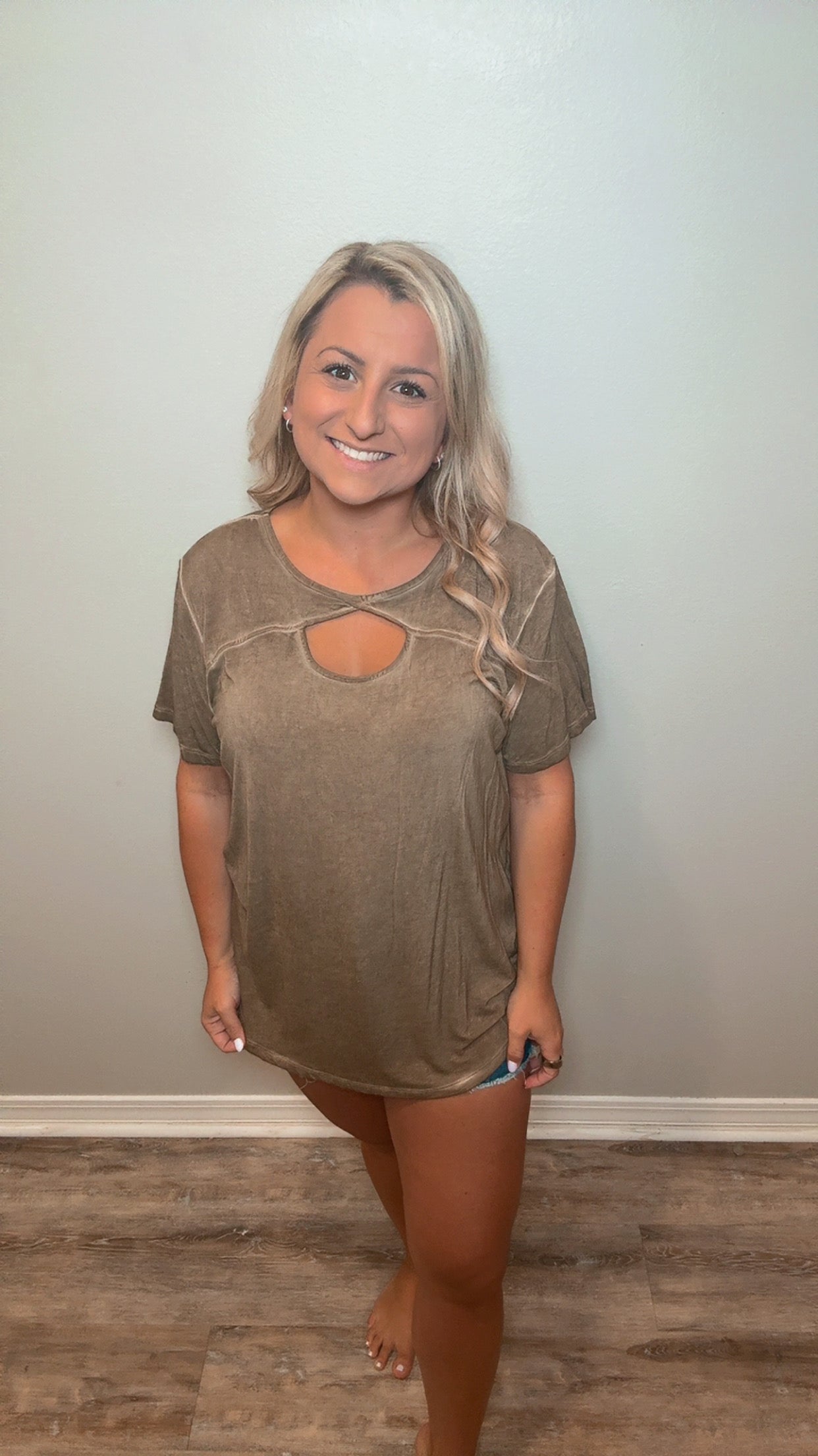 Lightly Loved Brown Top