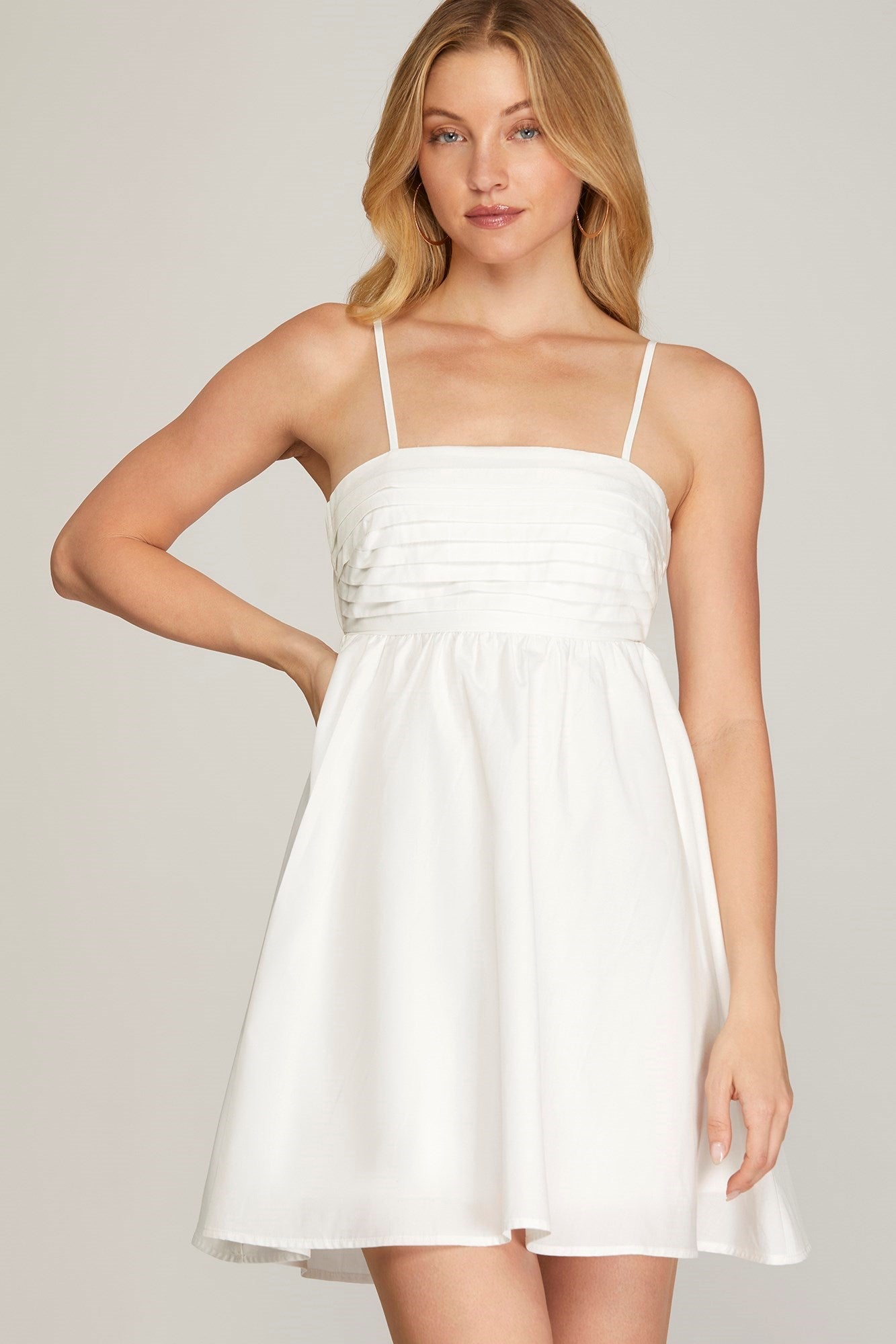 PLEATED CUT OUT BACK WOVEN DRESS WITH BACK TIE DETAIL