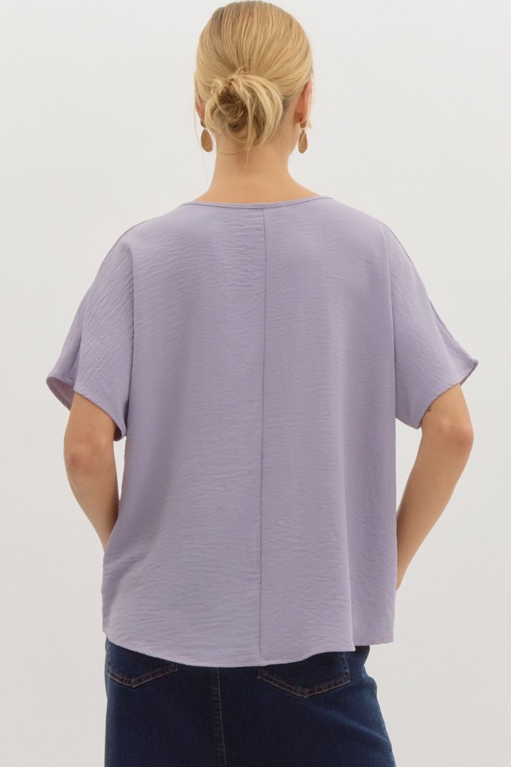 Solid v-neck top