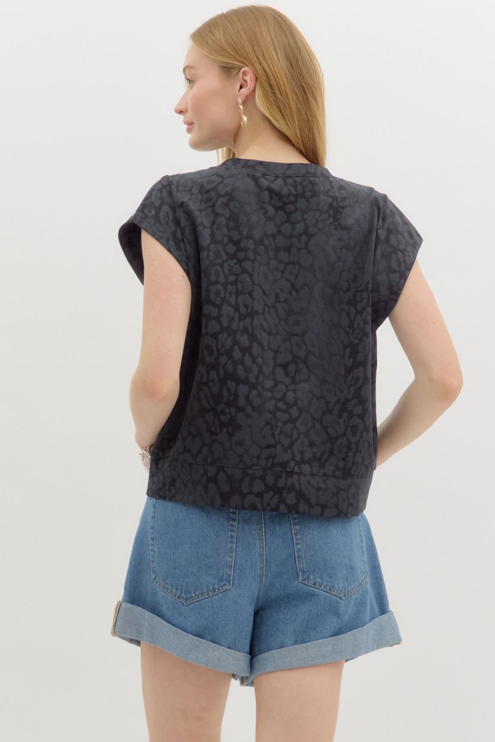 Leopard print jersy knit pullover muscle top