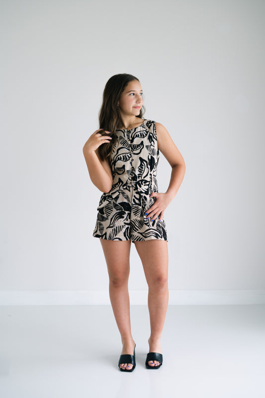 Split hem vest and shorts set