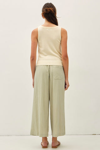 Effortless Edge Top