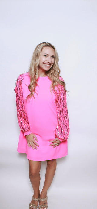 Kira in Fuchsia Dress