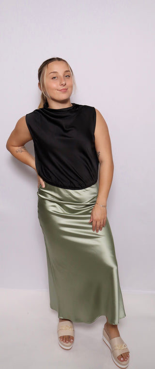 Waist Elastic Band Midi Satin Skirt