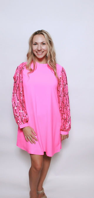 Kira in Fuchsia Dress