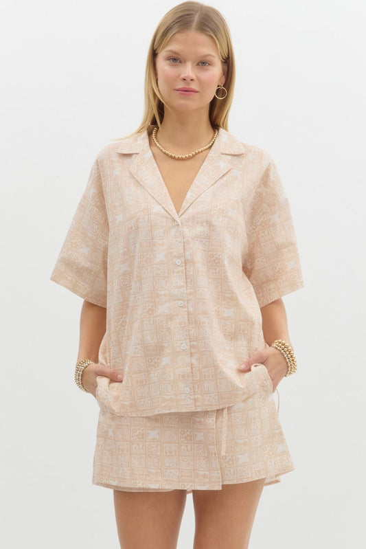 Multiprint elbow length oversized front button closure top