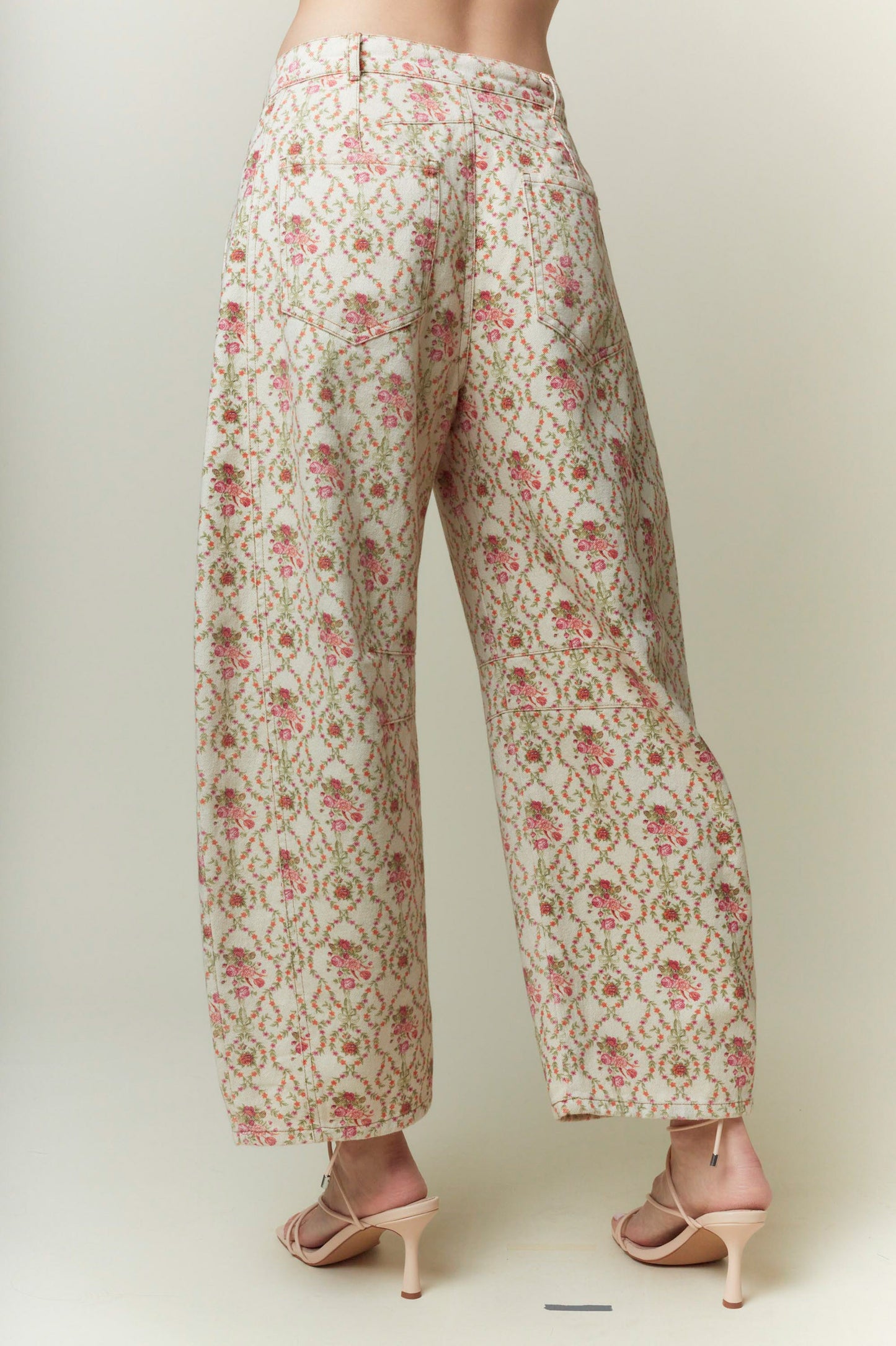 Jacquard Floral Printed Barrel Jeans